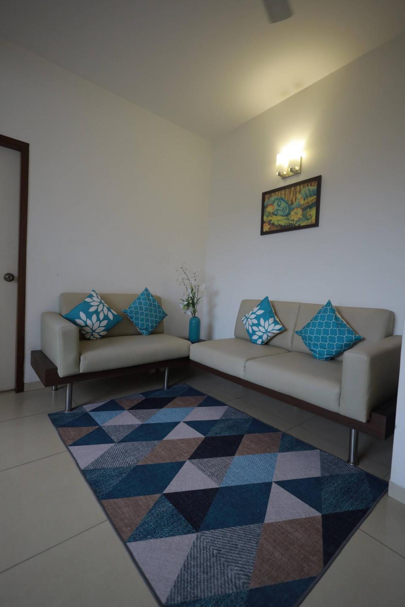 Ixora Suites Bangalore Exterior photo