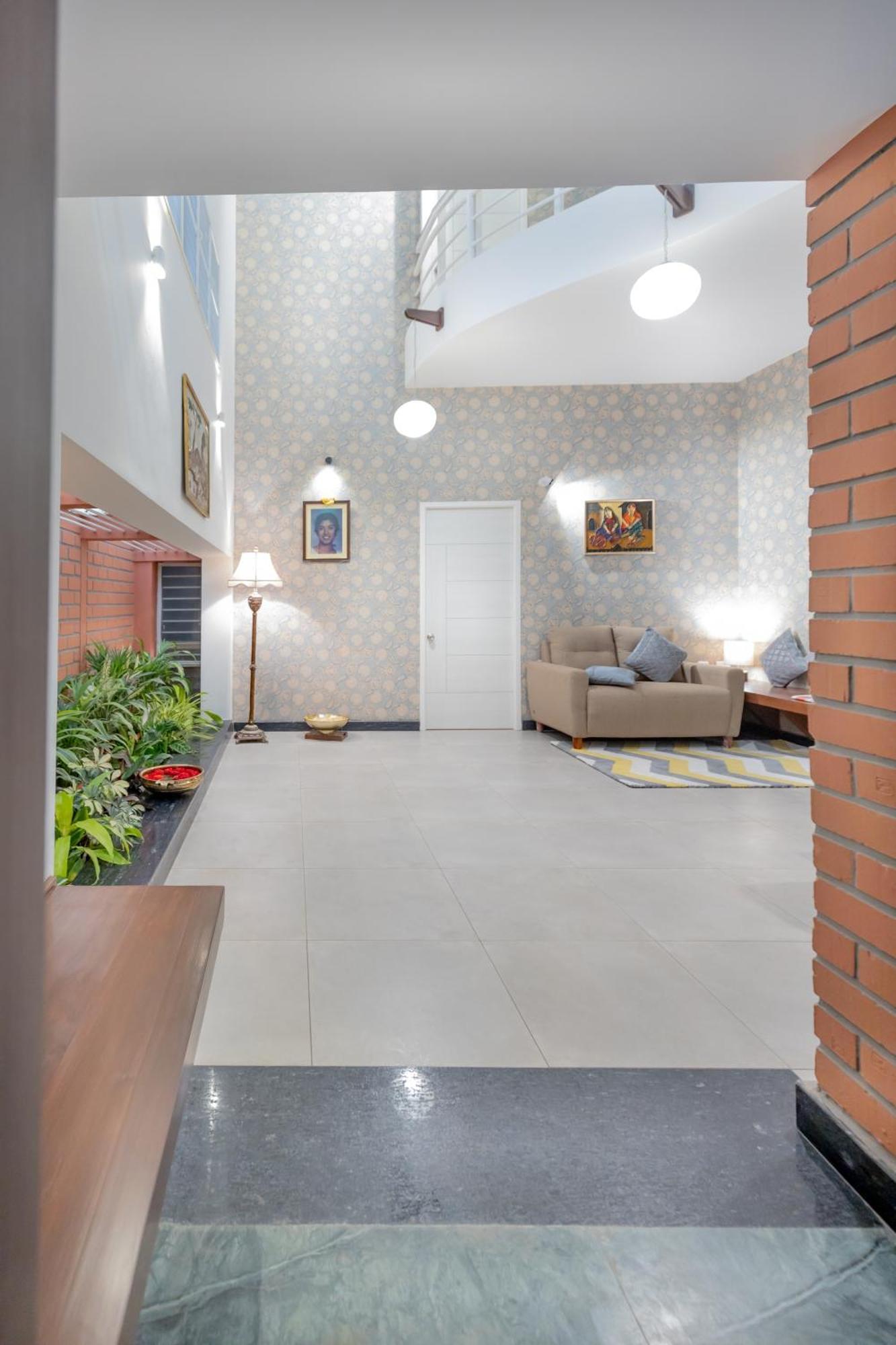 Ixora Suites Bangalore Exterior photo